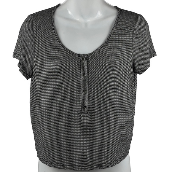 American Eagle Outfitters Tops - American Eagle Outfitters Gray Cropped Henley Size Medium